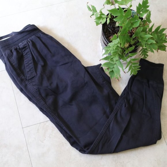 GAP Utility Joggers Style #630261 - Black, Size XS - Picture 15 of 16